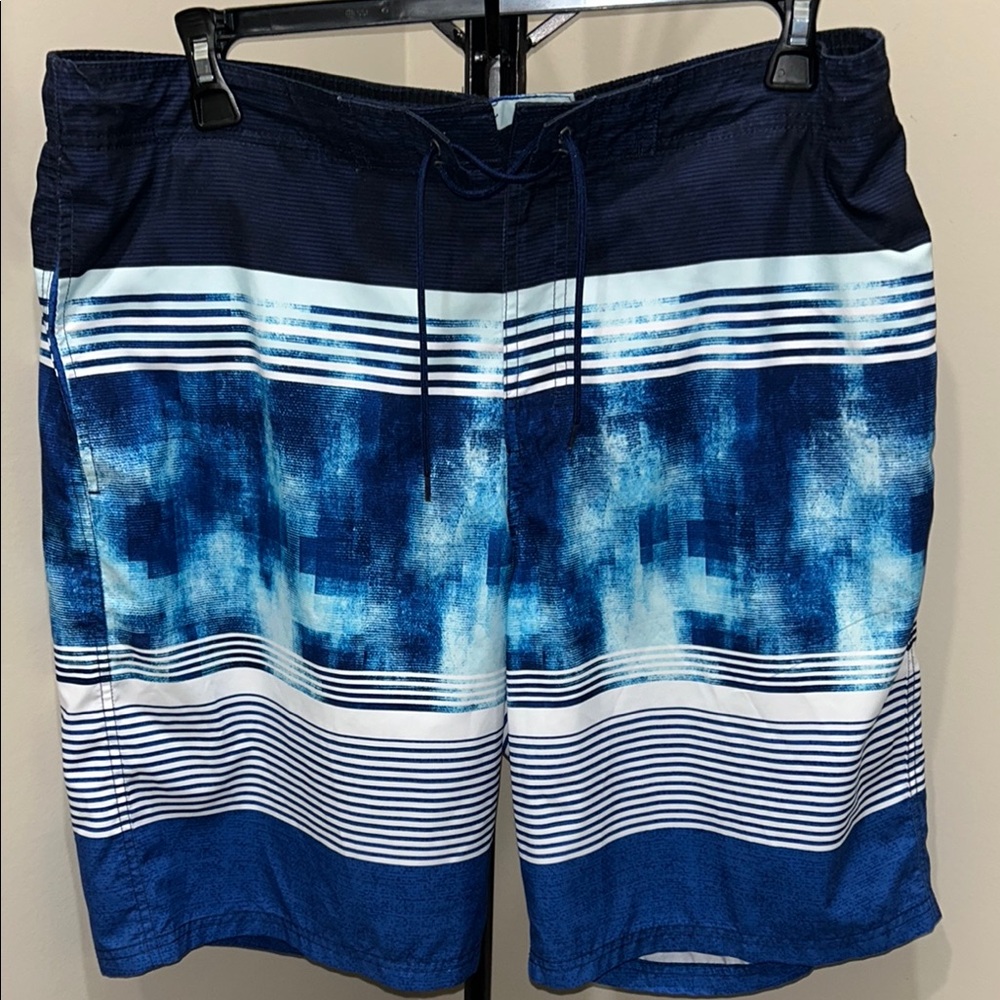 Men's Blue Swim Shorts Roundtree & Yorke size XL